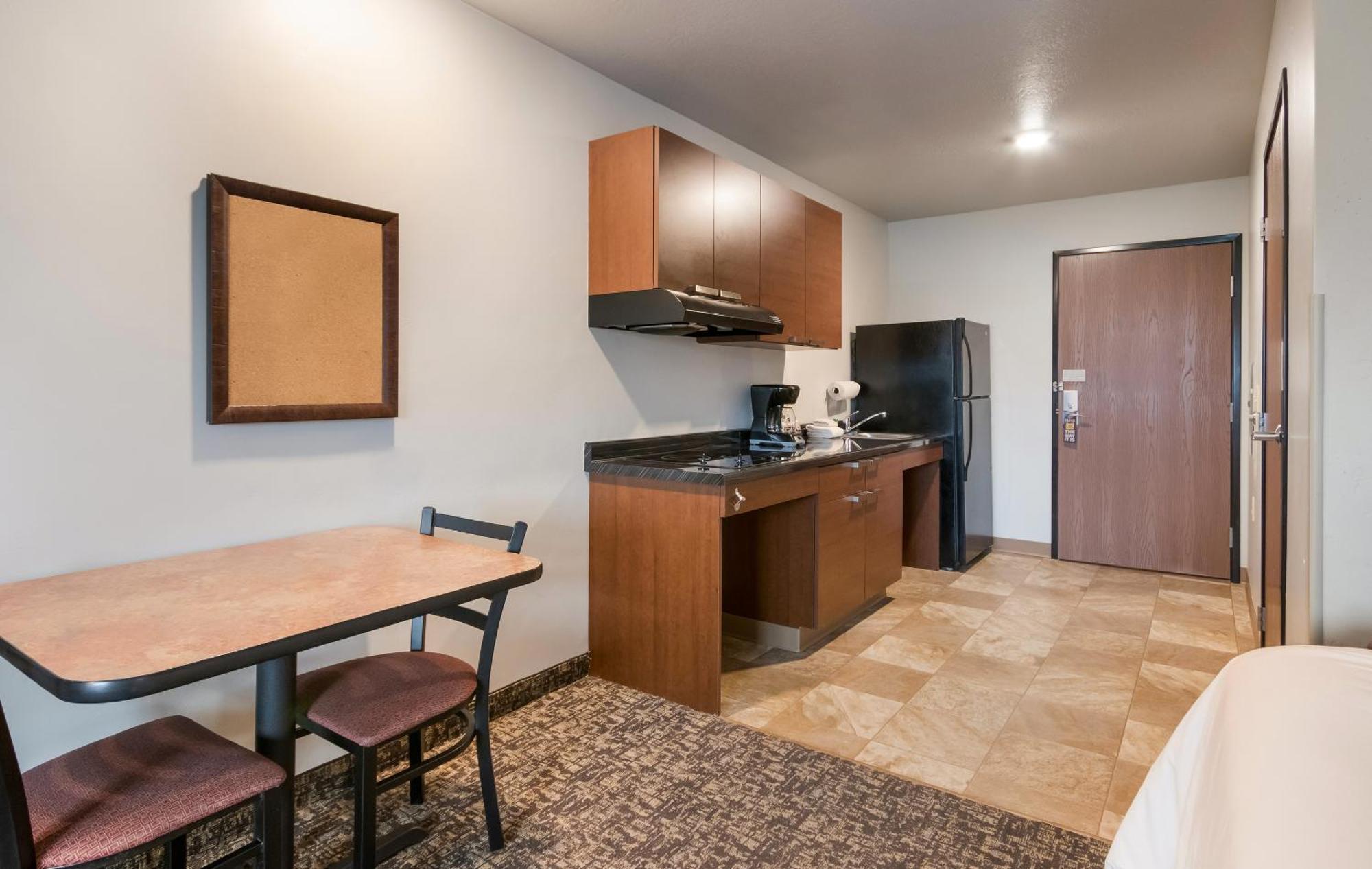 My Place Hotel-Ankeny/Des Moines Ia Стая снимка